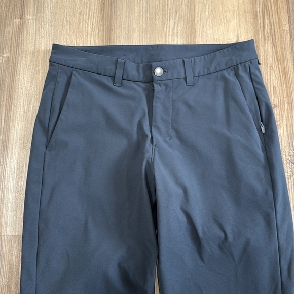 Lululemon Men’s Charcoal Gray Commission Pant Slim Warpstreme LM5975S Size 31 - Picture 3 of 14